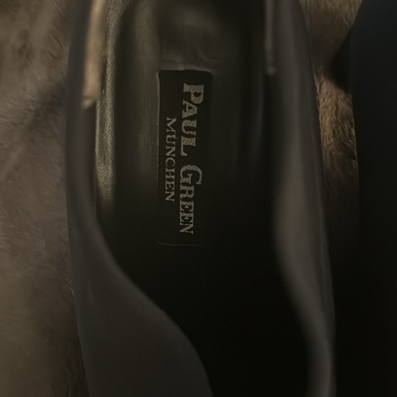 Paul Green black size 8 heel. - Picture 4 of 12